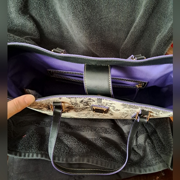 GRAIL Haunted Mansion Dooney & Bourke Purse - Picture 7 of 8